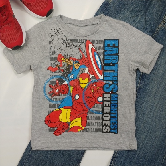 Disney Other - 4T Boys Avengers T-Shirt